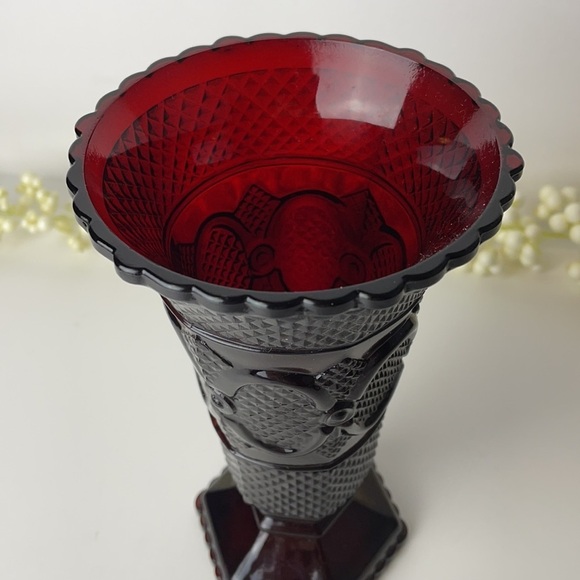 VINTAGE Avon 1876 Cape Cod Collection Vase - Picture 2 of 9